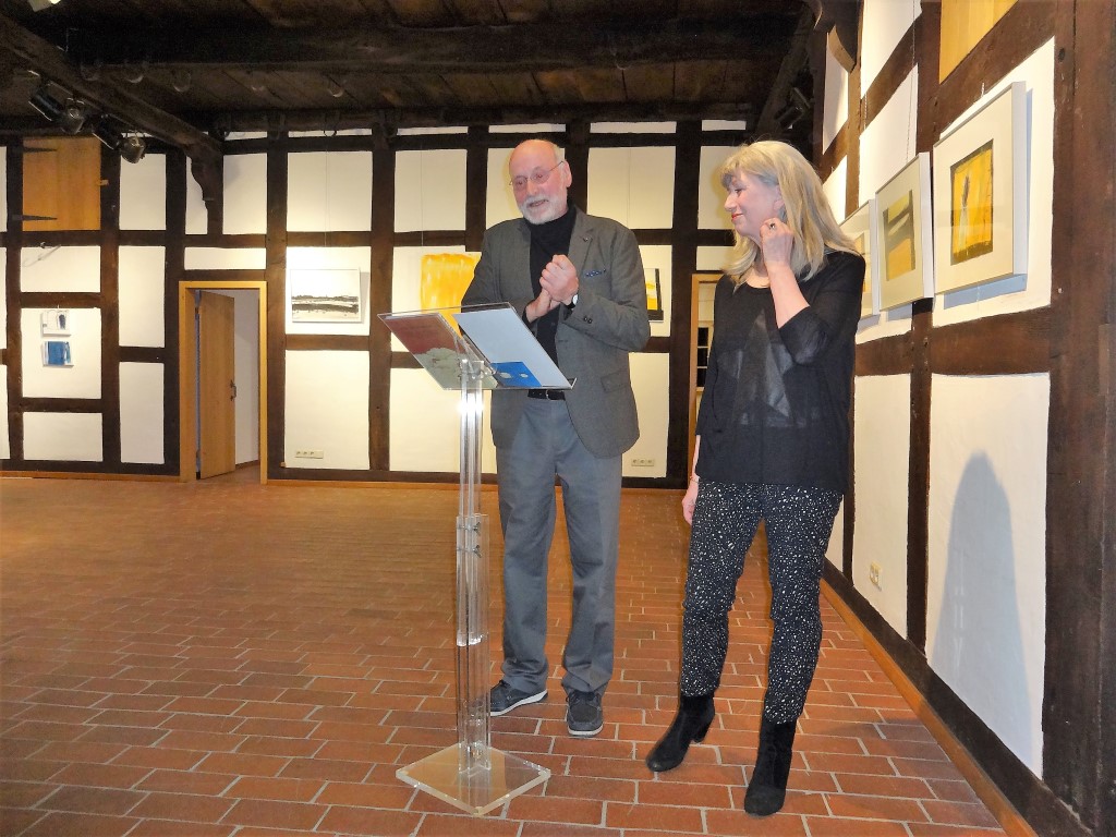 Schafstall_Vernissage_Korth-Sander_(14)_(Medium).JPG